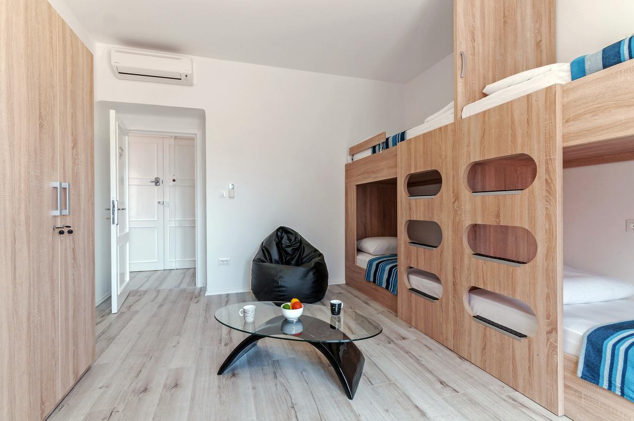 Sky Hostel Zadar Eksteriør bilde
